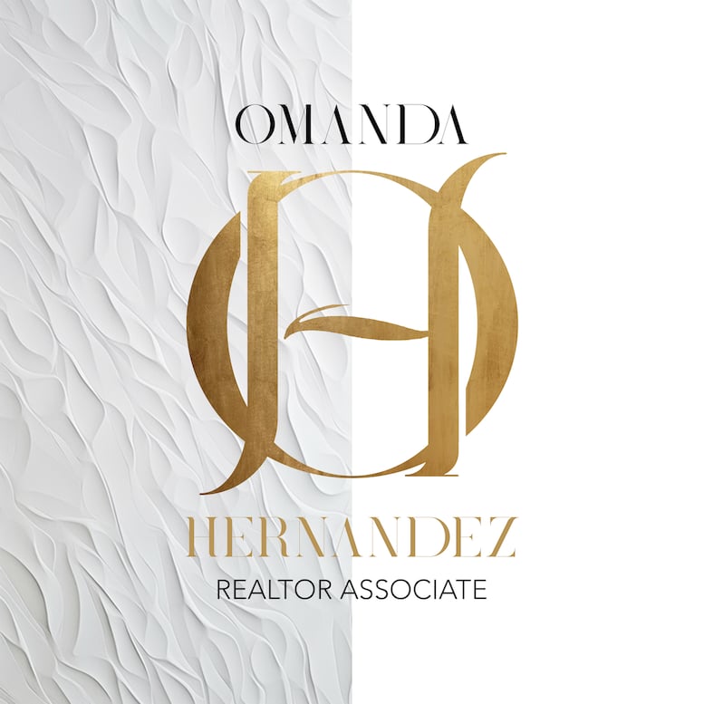 Omanda America Realtor Logo Design