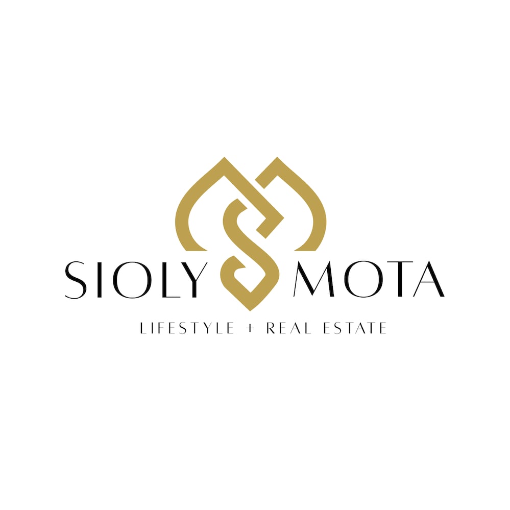 Sioly Mota Realtor Logo Design